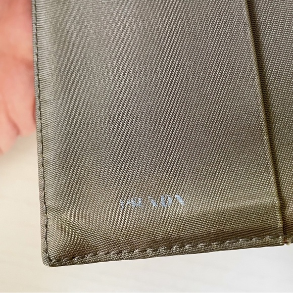 Prada two tone brown nylon Velcro trifold wallet - Picture 10 of 11